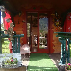Les Patins A Roulottes Vakantiehuis Yenne